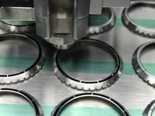 钟表五金点胶点漆